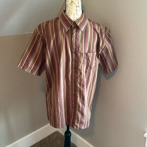 Men’s Kuhl button down shirt size M